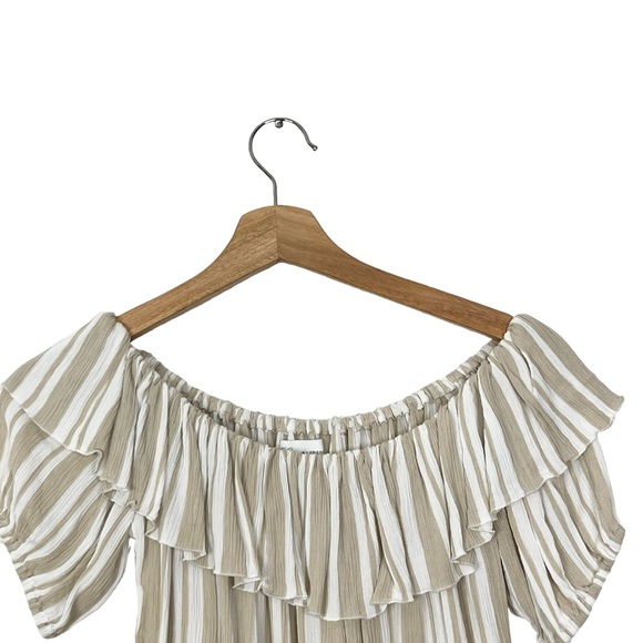 Lovers & Friends Alicia Striped Off The Shoulder Pom Pom Crop Top - Picture 5 of 9